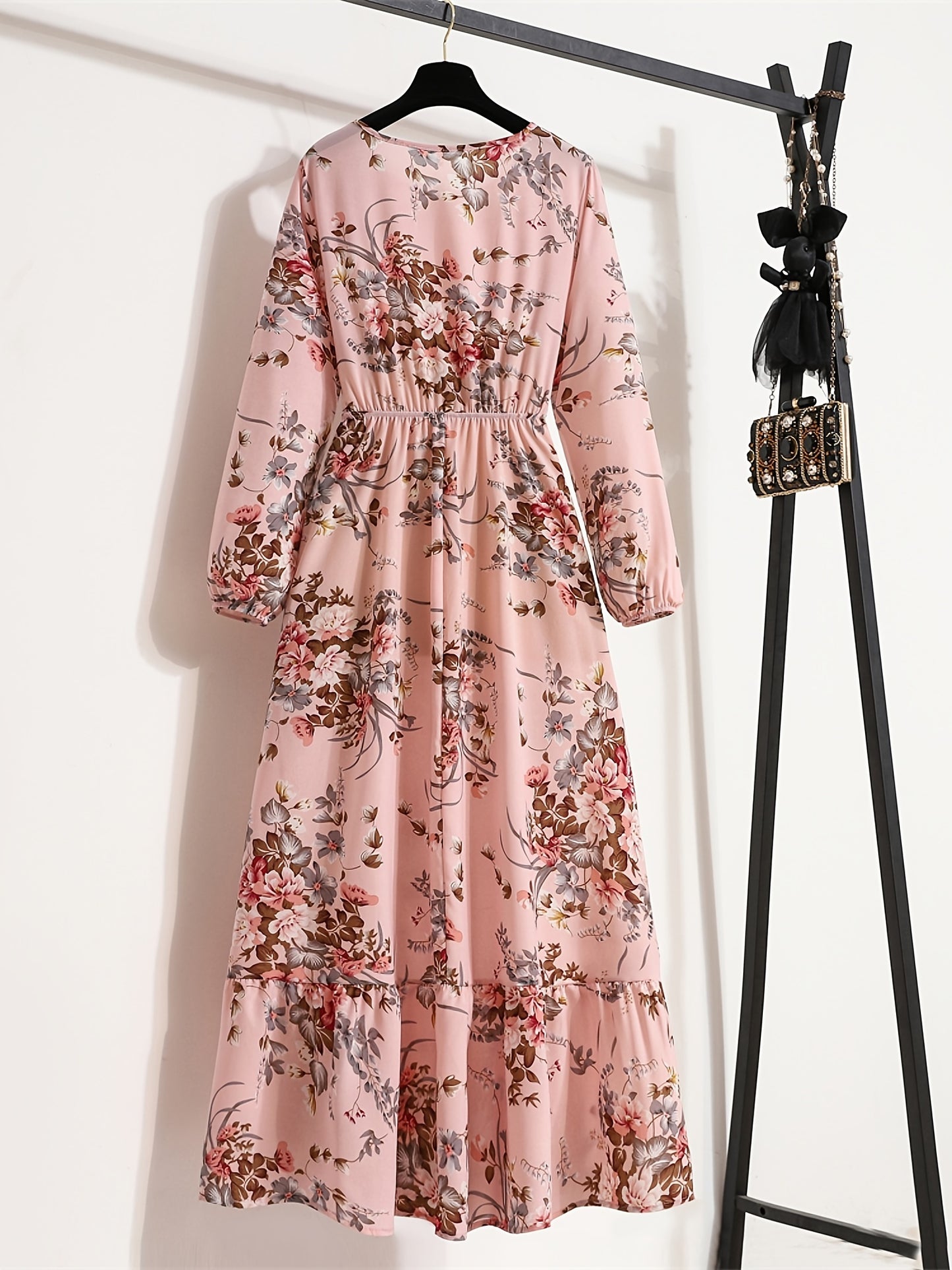 Bohemian Print Casual Party Long Dress with Ruffle Hem, Round Neck, Elastic Waist, and A-Line Silhouette