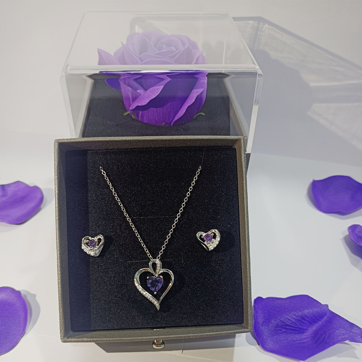 Rose soap flower gift box, heart-shaped love rose necklace, earring combination set, Women's jewelry for mothers, wives, lovers, daughters, best friends, holiday gifts, Valentine's Day, anniversaries, Mother's Day, weddings,