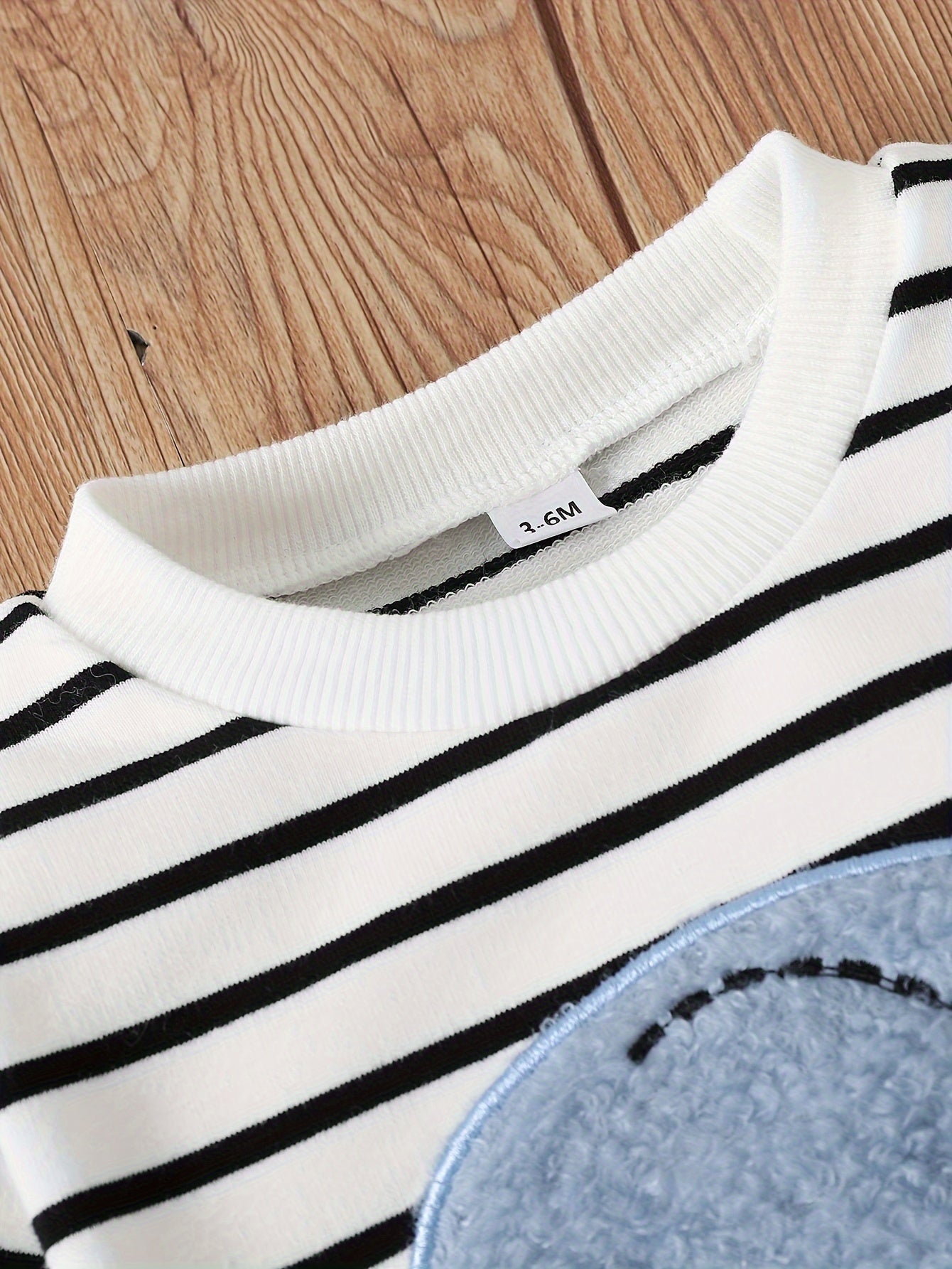 2pcs Infant Baby Boy Cute Striped Elephant Pattern Long Sleeve Top & Denim Trousers Outdoor Set For Spring And Autumn