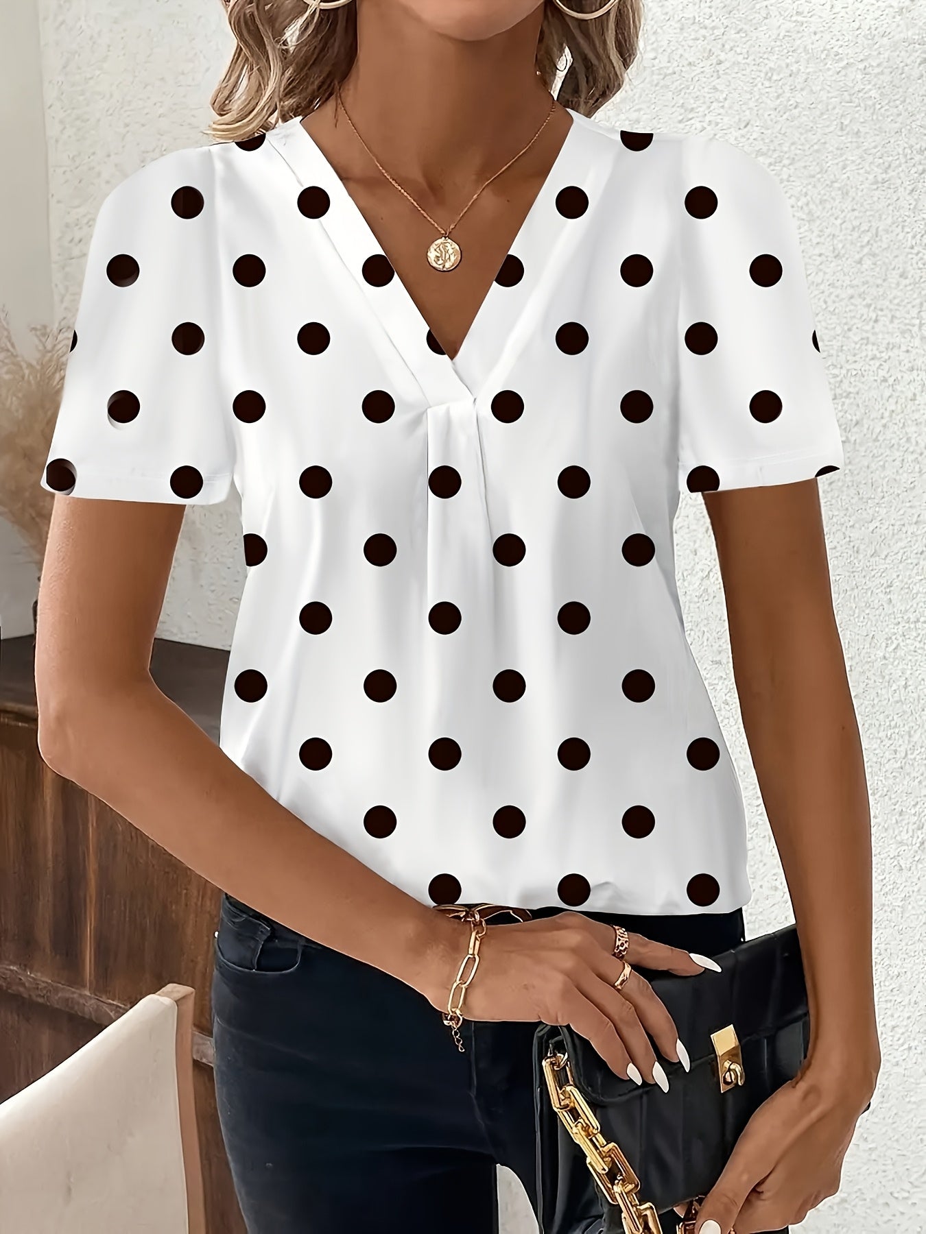 New Spring and Summer Fashionable Elegant Women's Shirt with Geometric Flower Pattern, Chest Pleats and V-Neck Short Sleeves