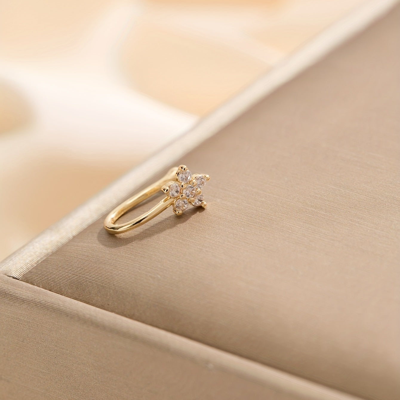 Mini Flower Shape Clip On Nose Ring Inlaid Shiny Zircon Simple Style Fake Piercing Nose Ring