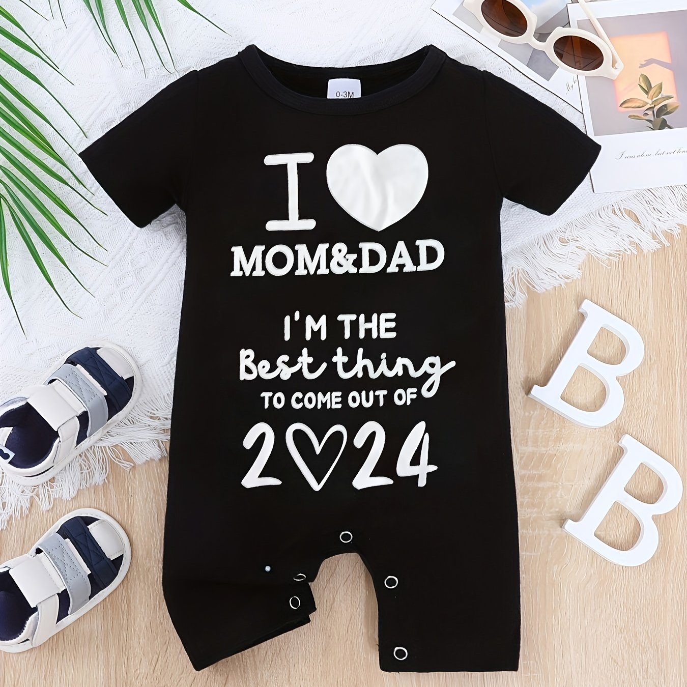 Baby Boys And Girls Casual "I Love My Mom & Dad" Printed Short Sleeve Romper, Cute Comfy Outdoor Jumpsuit Clothes