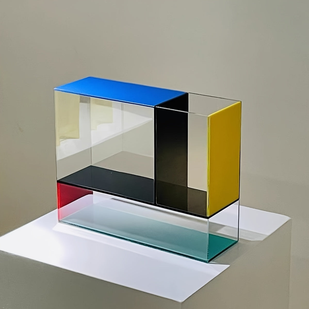 1pc, Mondrian Modern Acrylic Vase with Transparent, Red, Yellow And Blue Panels - Modern Art Decoration Suitable for Home Decor, Room Deco