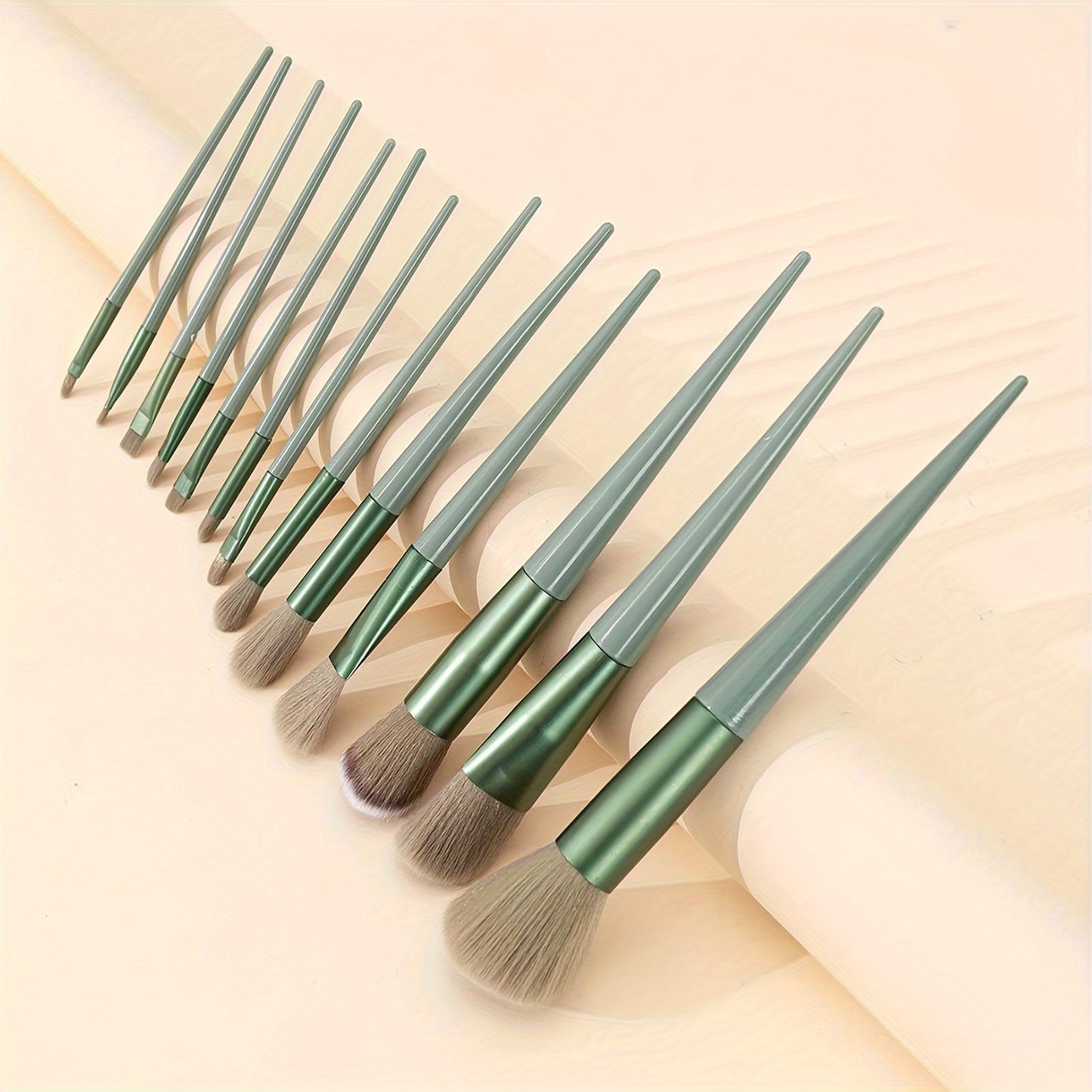 13Pcs Super Soft Makeup Brushes, Eyeshadow Brush Ultra Soft Multi-Use Face Eye Makeup Brushes For Women Girls Makeup Beauty Tools