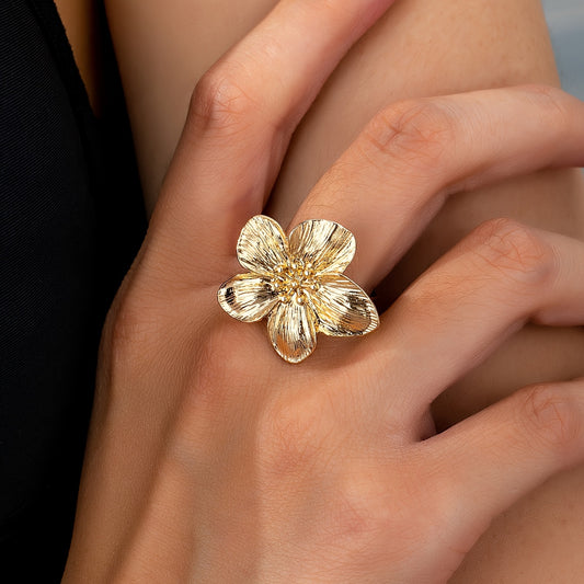 One Lady Open Ring Simple Flower Shape Open Adjustable Ring Suitable For Everyday And Banquet Wear