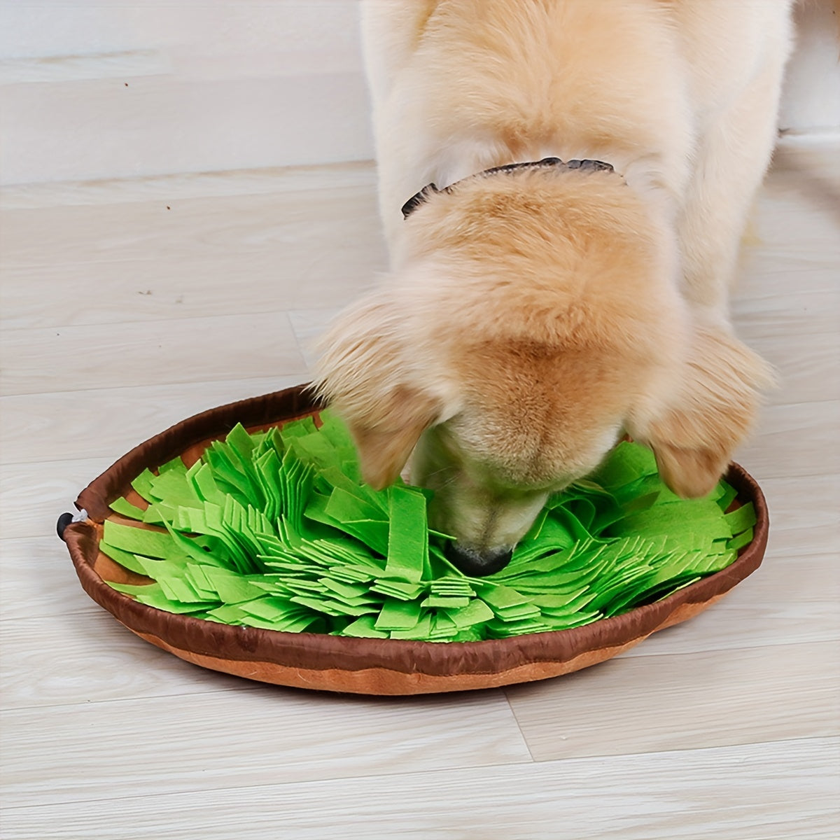 Dog Scent Mat - Interactive Training Toy with Green & Brown Polyester Material, Round Pet Sniffing Pad for Mental Stimulation, No Batteries Needed, Dog Training Mat, Dog Scent Work, Playful Design, Durable Construction