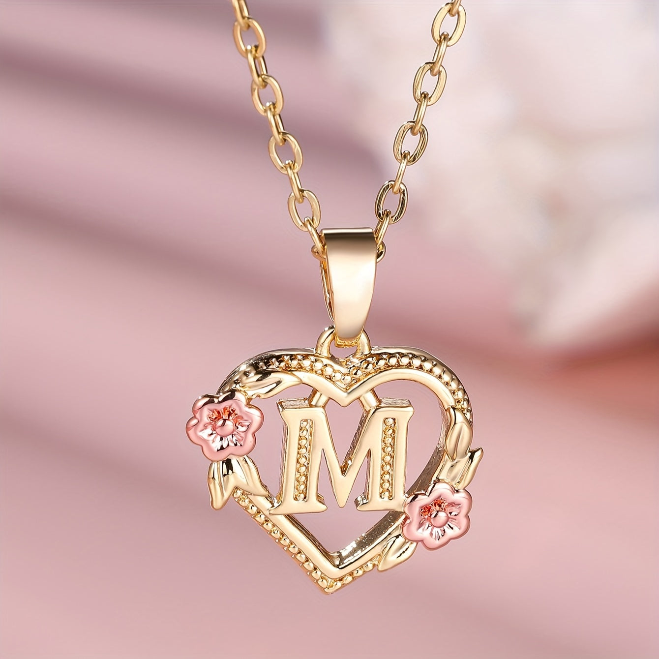 Exquisite Golden Initial Necklace Heart Carved 26 Letter A-Z And Flower Necklace For Women Daily Party Holiday Decoration Gift
