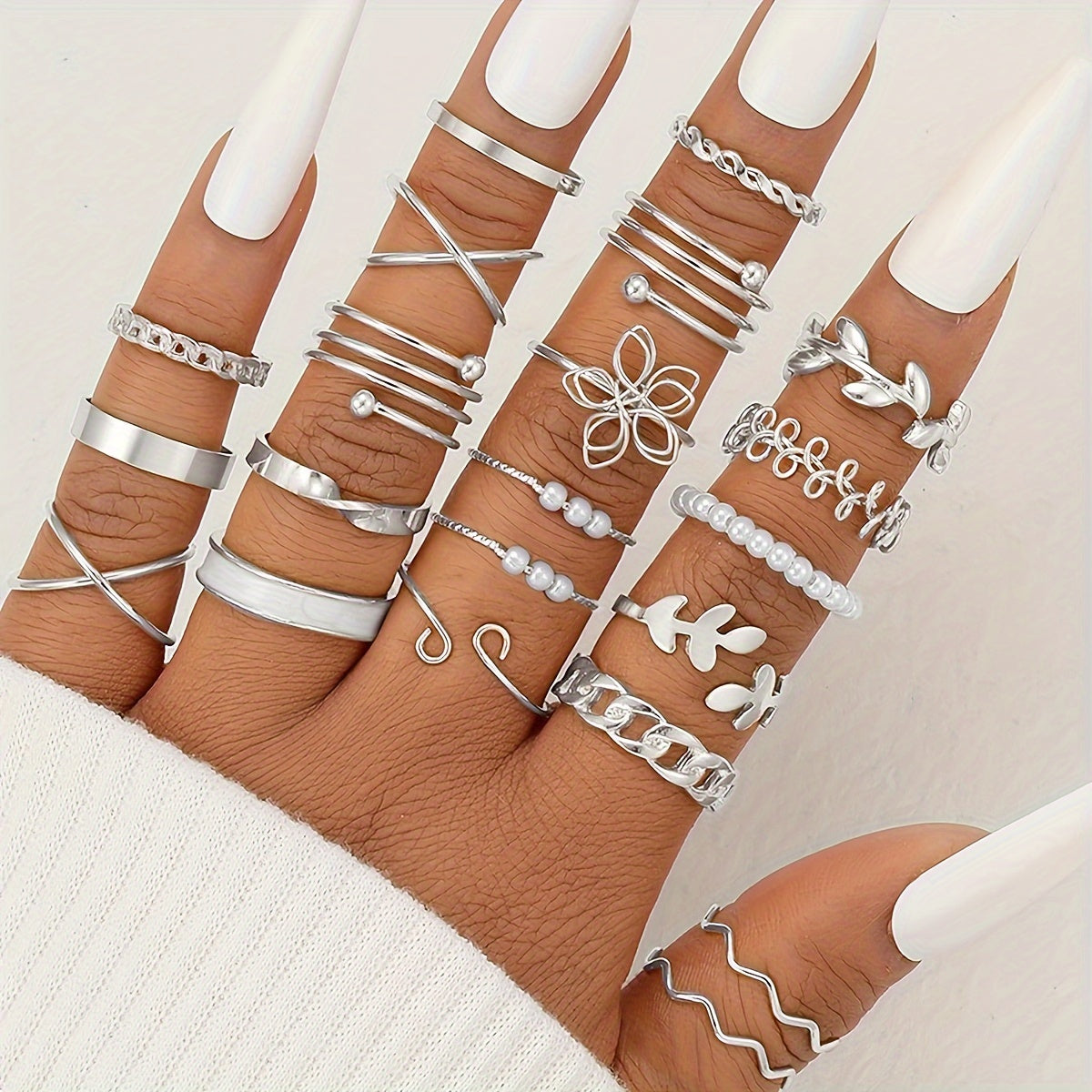 21pcs Chic Stacking Rings Trendy Leaf/ Flower/ Chain Design Mix And Match For Daily Outfits Party Accessories Gift For Your Family/ Friends