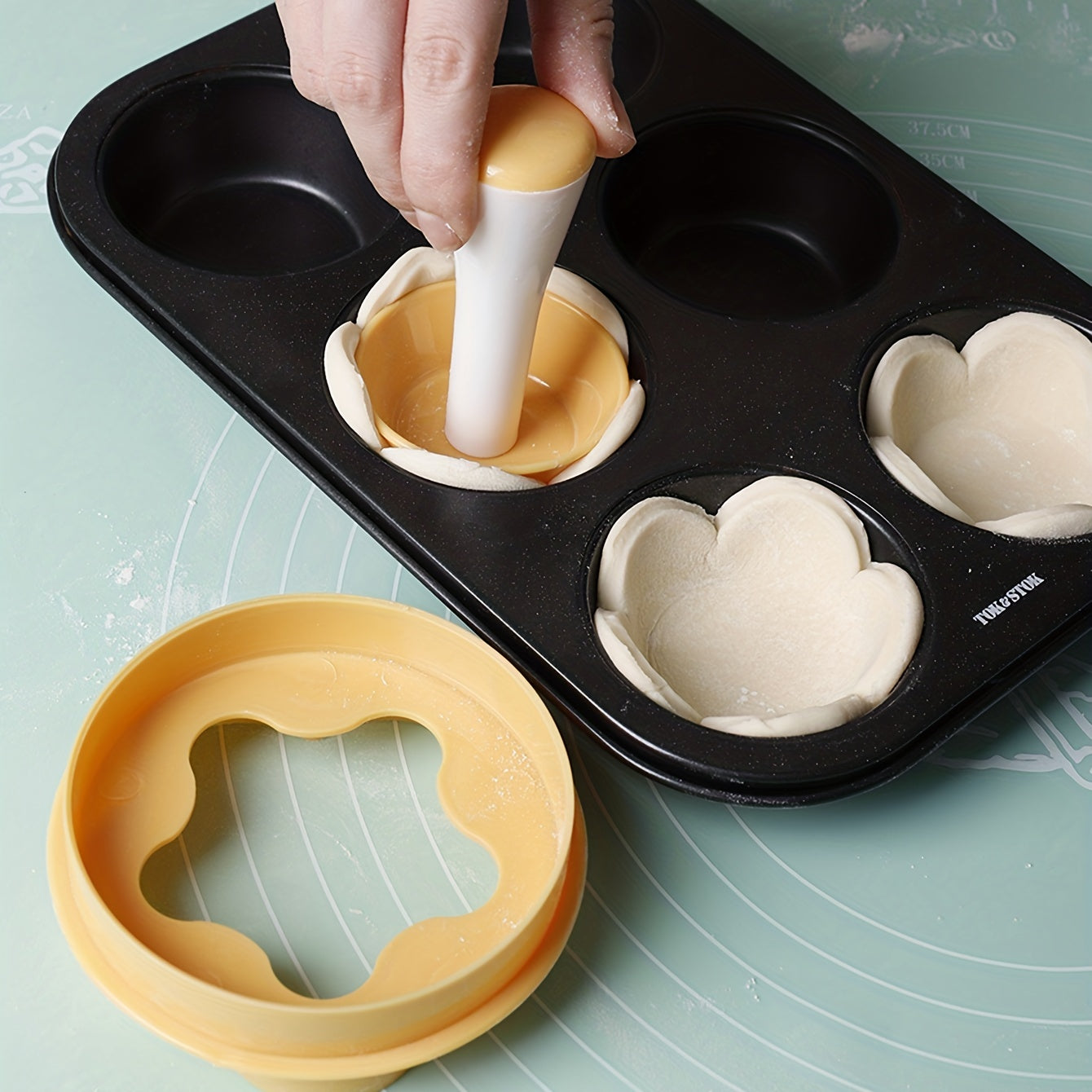 2pcs, Flower Pastry Cutter and Tart Tamper Set - Perfect for Baking Tarts, Cookies, and Biscuit Cutters - Kitchen Gadgets and Accessories
