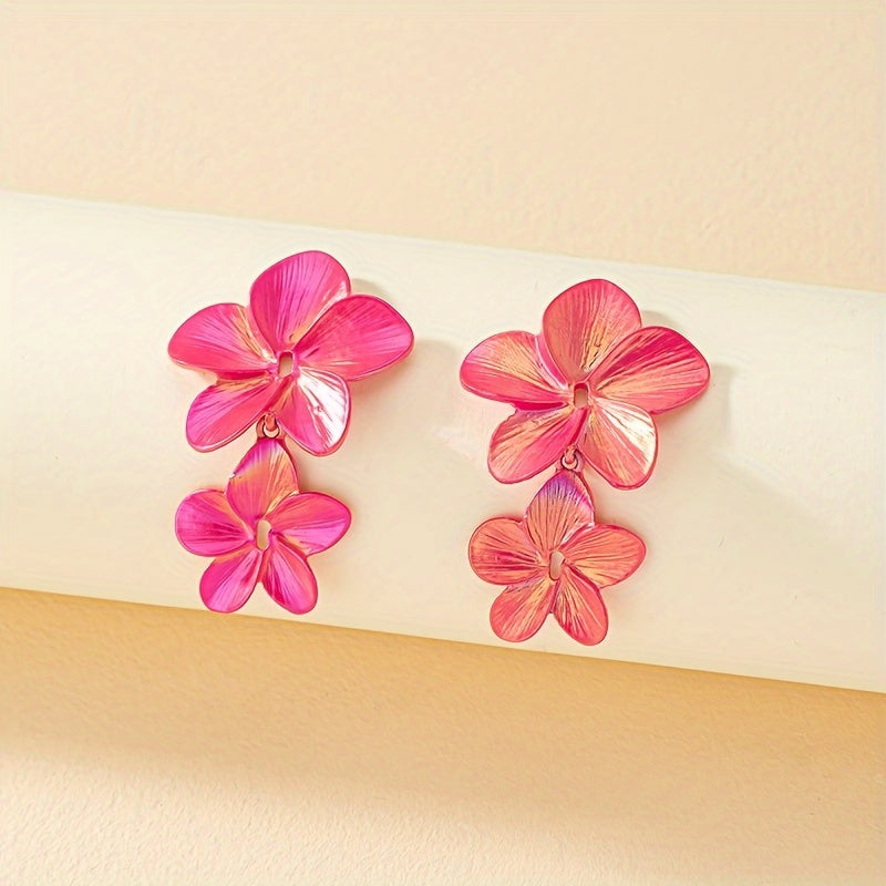 A Pair of Vintage-Inspired Luxury Metal Flower Earrings with a Unique And Exaggerated Design, Offering a High-End Feel.