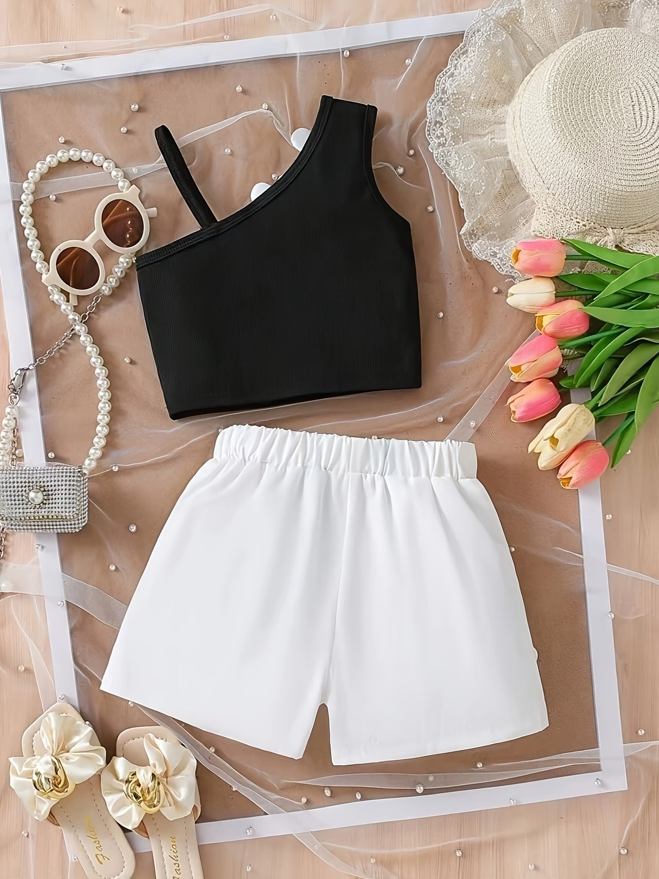 Girls' Fashionable 3D White Floral Off-Shoulder Top + 3D Flower Decorated Shorts Set, Perfect for Outdoor
