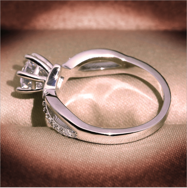 Elegant & Simple Engagement Ring for Women - Cubic Zirconia, Perfect for Daily Wear & Valentine's Day Gift