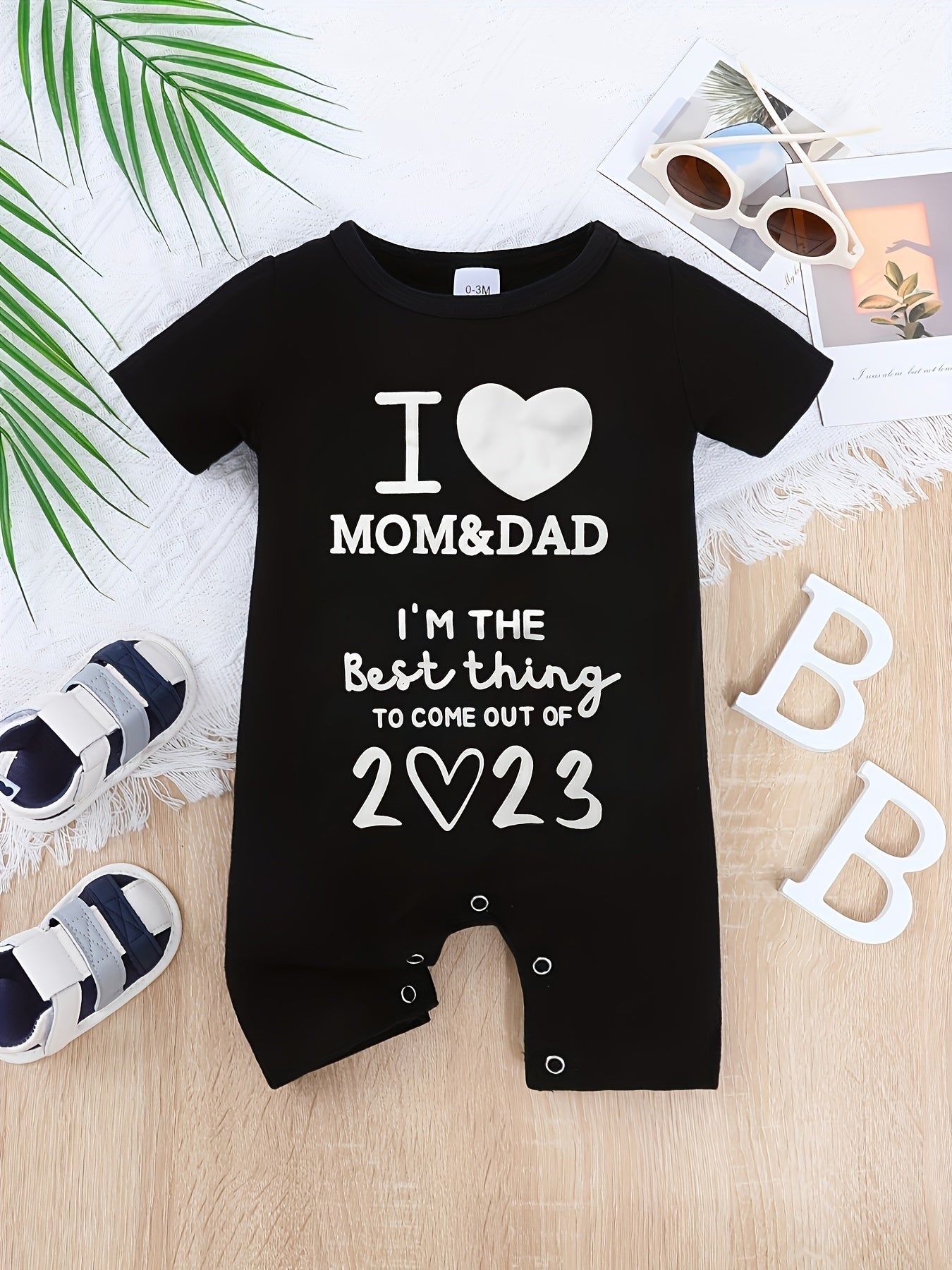 Baby Boys And Girls Casual "I Love My Mom & Dad" Printed Short Sleeve Romper, Cute Comfy Outdoor Jumpsuit Clothes