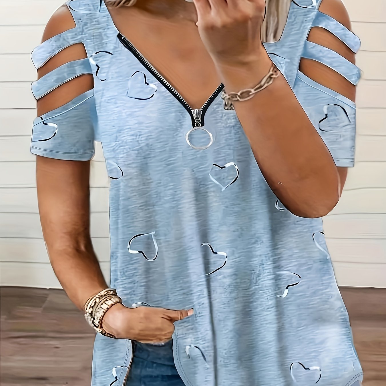 Heart Print Cut Out T-Shirt, Zipper V Neck Short Sleeve T-Shirt, Casual Every Day Tops, Women's Clothing