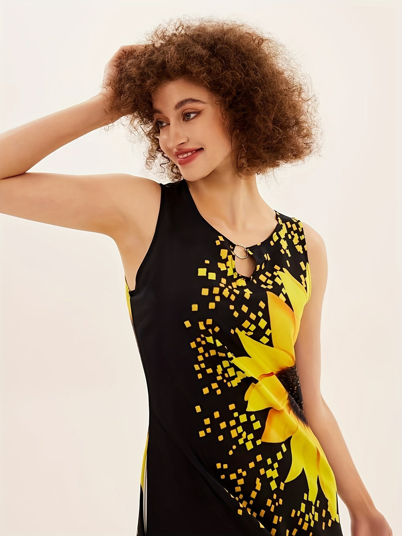Sunflower Print Keyhole Dress, Casual Crew Neck Sleeveless Maxi Dress With Pocket, Women's Clothing For Elegant Dressing