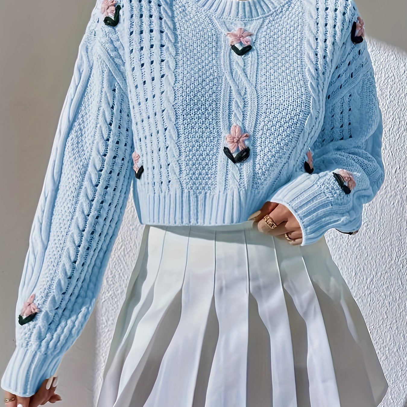 Zhonggong Hand-embroidered Retro Elegant Sweater Set With Flower Pattern