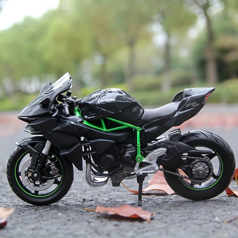 Kawasaki H2 R Ninja 1:18 Scale Die-Cast Motorcycle Model - Collectible Toy for Hobbyists, Black for winter
