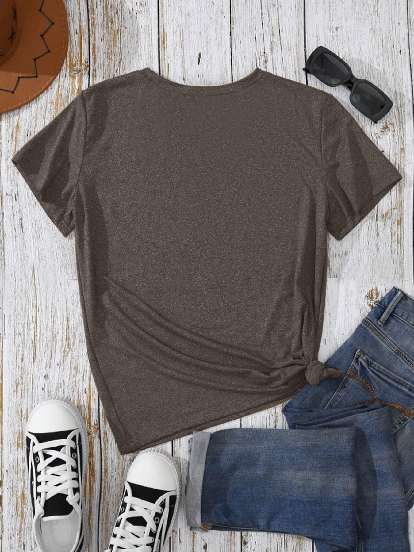 Women's Fashion T-shirt, "Apparently I Have An Attitude Who Knew" Highland Cow Pattern Casual Short Sleeve Top