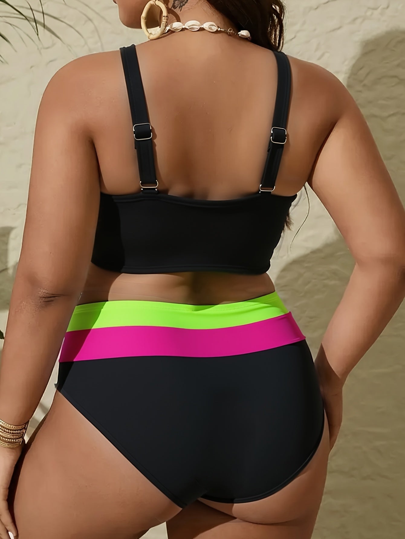 Large-sized Women's color-block bikini set - Sexy high-waist two-piece swimsuit, U-shaped clasp design, elastic polyester blend, machine washable, high-waist bikini set, suitable for summer beach and swimming vacations