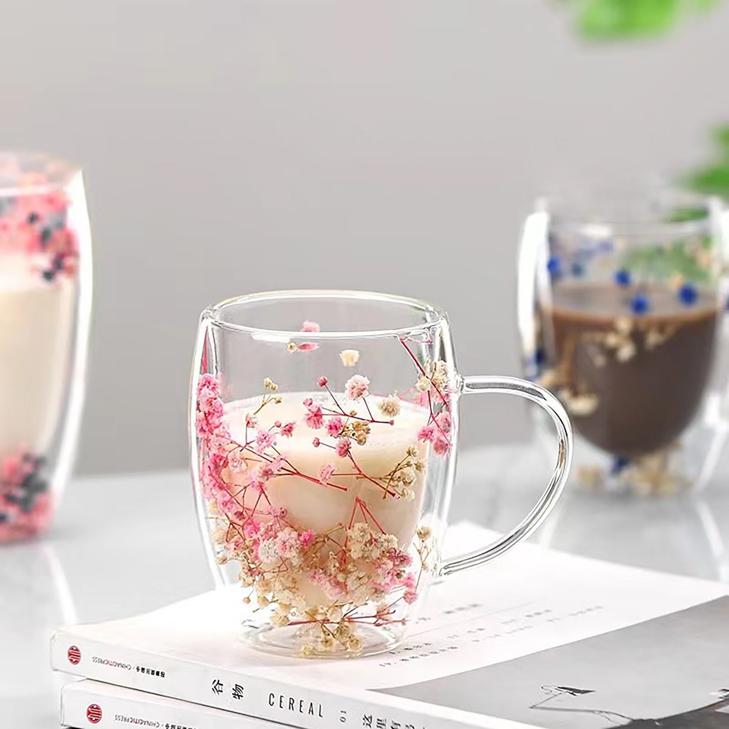 1pc Elegant Double-Walled Glass Coffee Mug with Dried Flower Detail - Thermal Insulated Drinkware for All Seasons - Ideal Birthday Present