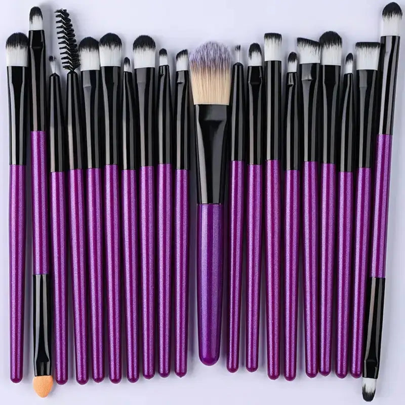 20 Makeup Brushes