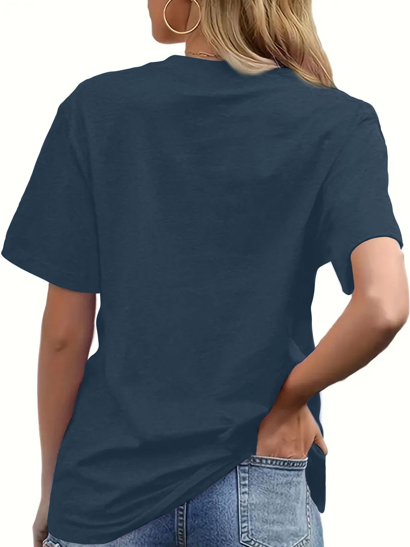 Women's Fashion T-shirt, "Apparently I Have An Attitude Who Knew" Highland Cow Pattern Casual Short Sleeve Top