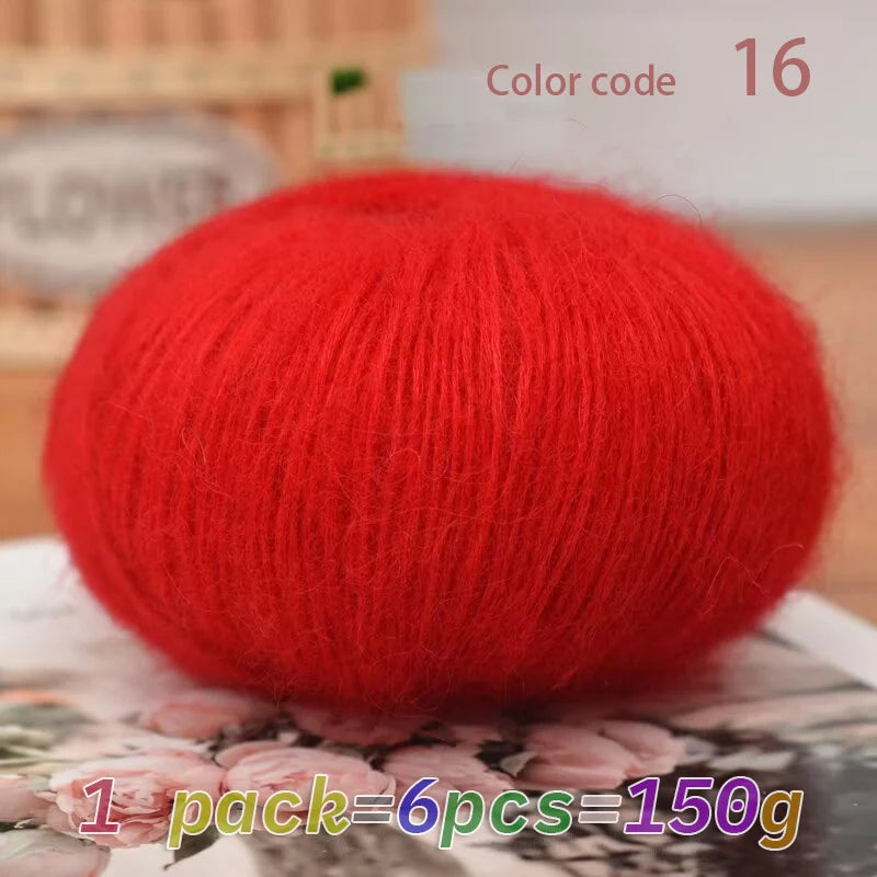 Luxury mohair blend yarn, soft merino wool blend, DIY knitting and crochet projects, containing 45% mohair, 40% merino wool, 15%