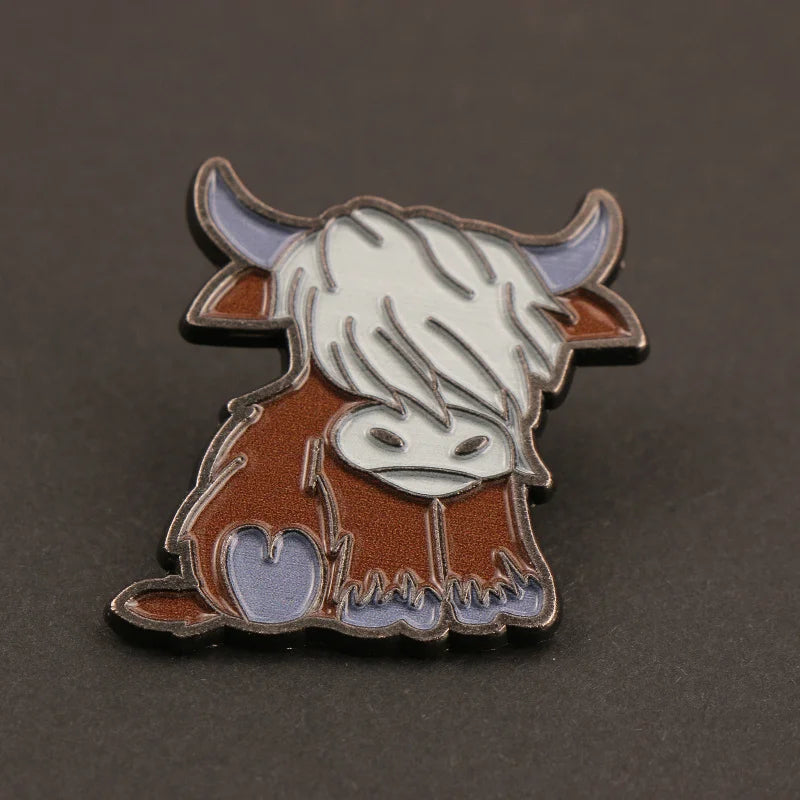 Cute Highland Cow Alloy Enamel Pin - Whimsical Farm Animal Accessory