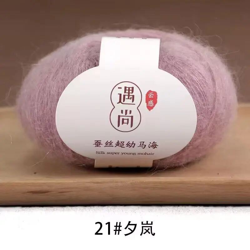 Silk and Alpaca Blend Yarn 200g 10 Balls Handmade Knitting Crochet Spring/Autumn Body-Fitting Sweater Lightweight Scarf Thread
