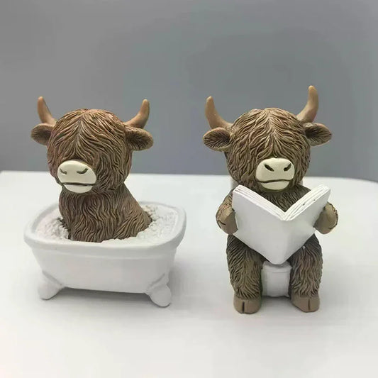 Cute Scottish Highland Cow Resin Figurines Funny Bathing & Reading Cow Statue Desk Decor For Home Bathroom Office Holiday Gift