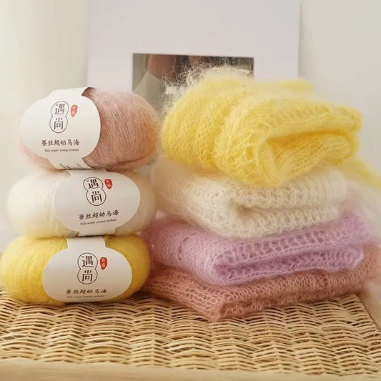 Silk and Alpaca Blend Yarn 200g 10 Balls Handmade Knitting Crochet Spring/Autumn Body-Fitting Sweater Lightweight Scarf Thread