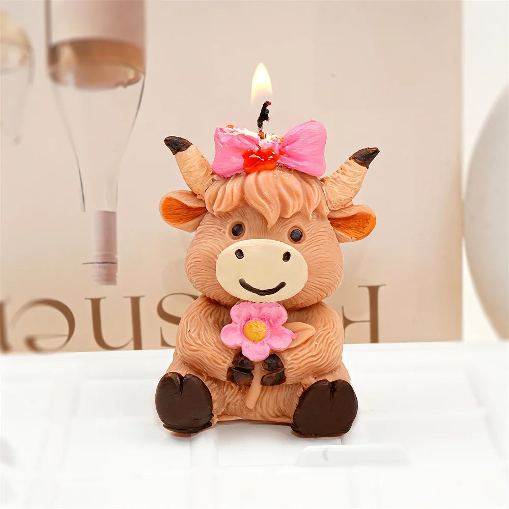 Scottish Highland Cow Candle Mold 3D Animal Mold Highland Cow Silicone Mold Scottish Doll Cow Resin Mold Creative Birthday Gift