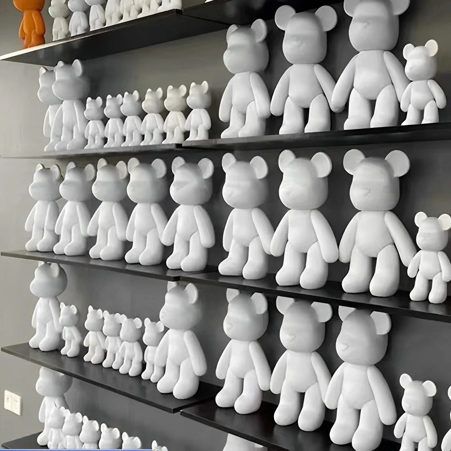 DIY Fluid Bear Sculpture Handmade Bearbrick Doll Ornaments Violent Bear Graffiti Painting Parent child Toy Gift Home Decoration