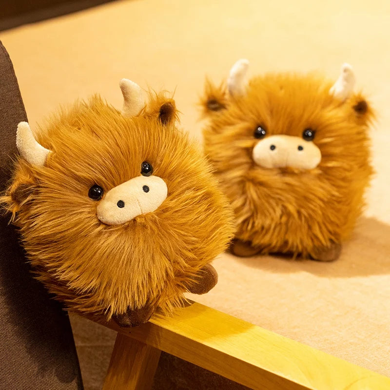 20CM Simulation Kyloe Round Highland Cow Animal Plush Doll Soft Stuffed Highland Cow Cattlle Plushie Gift