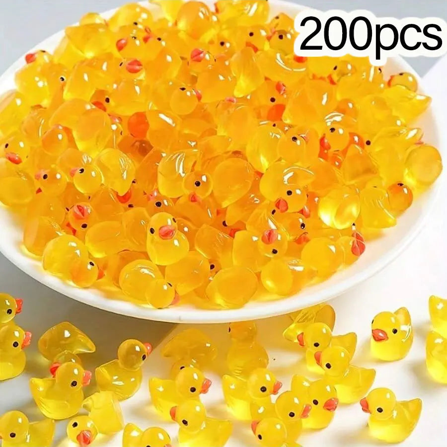 mini luminous duck sculptures, suitable for doll house accessories, micro landscapes, bonsai decoration Christmas gifts
