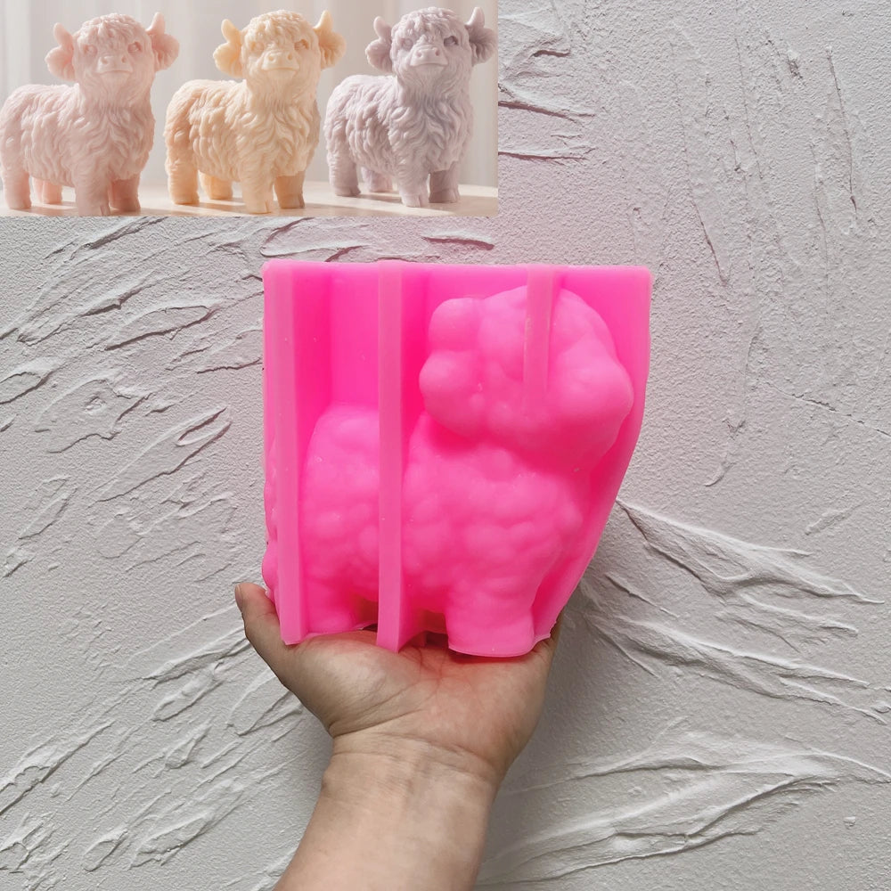 11.2CM Highland Cattle Cow Candle Mold Animal Cow Soy Wax Silicone Mould Figurine Animal Lover Home Decor
