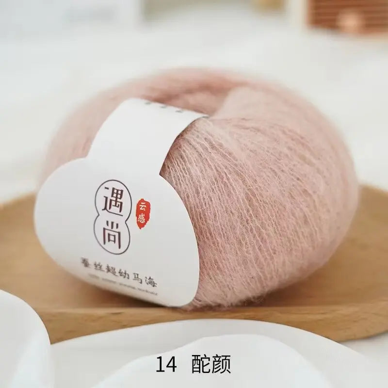 Silk and Alpaca Blend Yarn 200g 10 Balls Handmade Knitting Crochet Spring/Autumn Body-Fitting Sweater Lightweight Scarf Thread