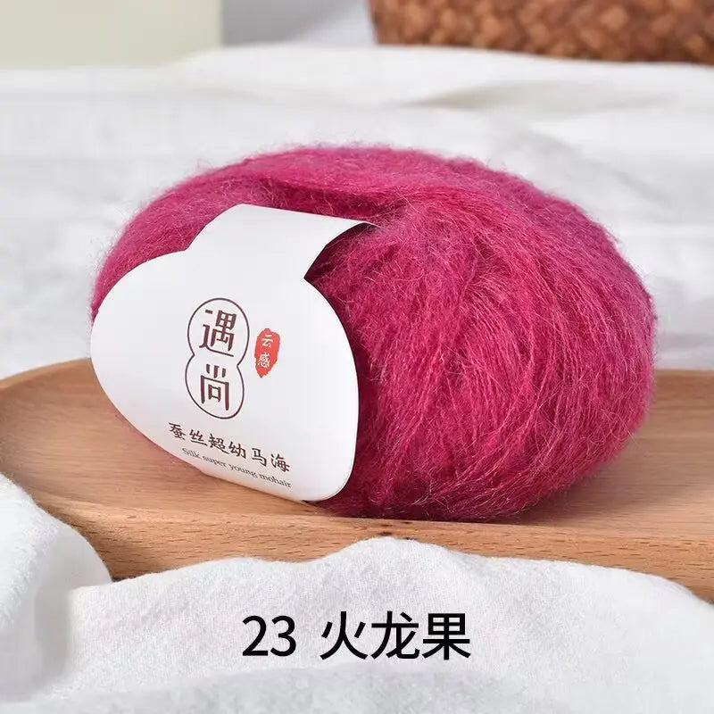 Silk and Alpaca Blend Yarn 200g 10 Balls Handmade Knitting Crochet Spring/Autumn Body-Fitting Sweater Lightweight Scarf Thread