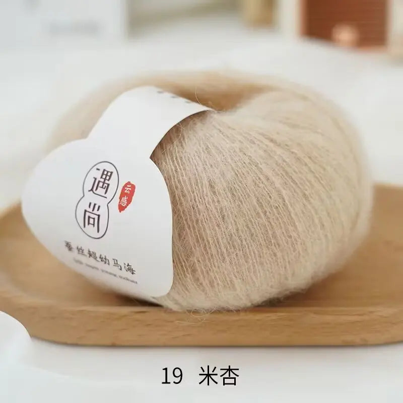 Silk and Alpaca Blend Yarn 200g 10 Balls Handmade Knitting Crochet Spring/Autumn Body-Fitting Sweater Lightweight Scarf Thread