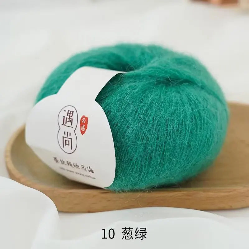 Silk and Alpaca Blend Yarn 200g 10 Balls Handmade Knitting Crochet Spring/Autumn Body-Fitting Sweater Lightweight Scarf Thread