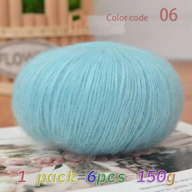 Luxury mohair blend yarn, soft merino wool blend, DIY knitting and crochet projects, containing 45% mohair, 40% merino wool, 15%