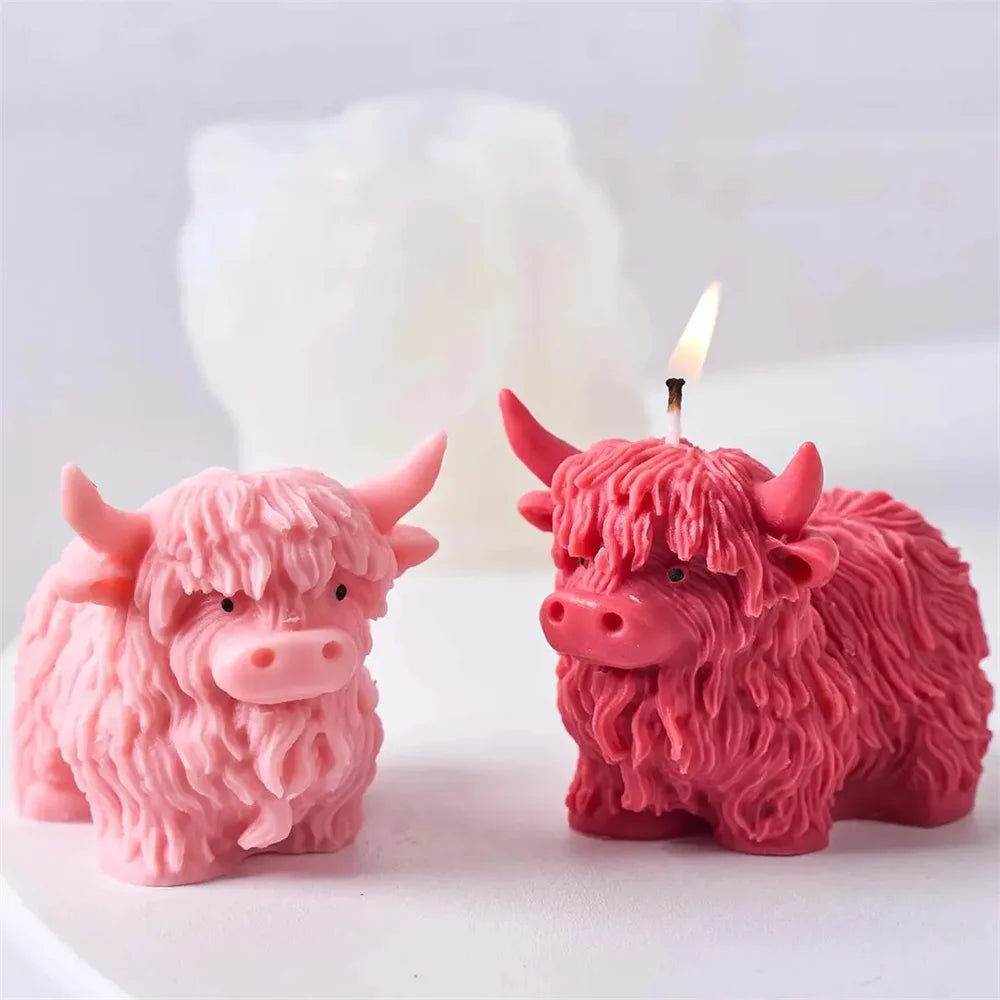 3D Highland Cow Silicone Mold Highland Yak Candle Mold Cute Animal Cattle Resin Concrete Cement Statue Art Mold Home Decor Tool