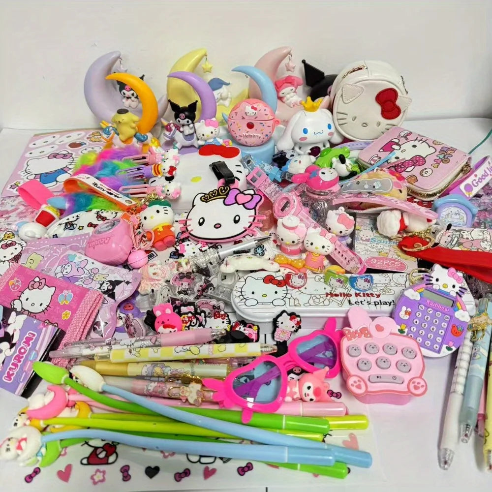 SANRIO Surprise Gift Box Gift Set: Randomly send 10/20/30pcs gifts, fashionable Hello Kitty, perfect for parties and holidays, d