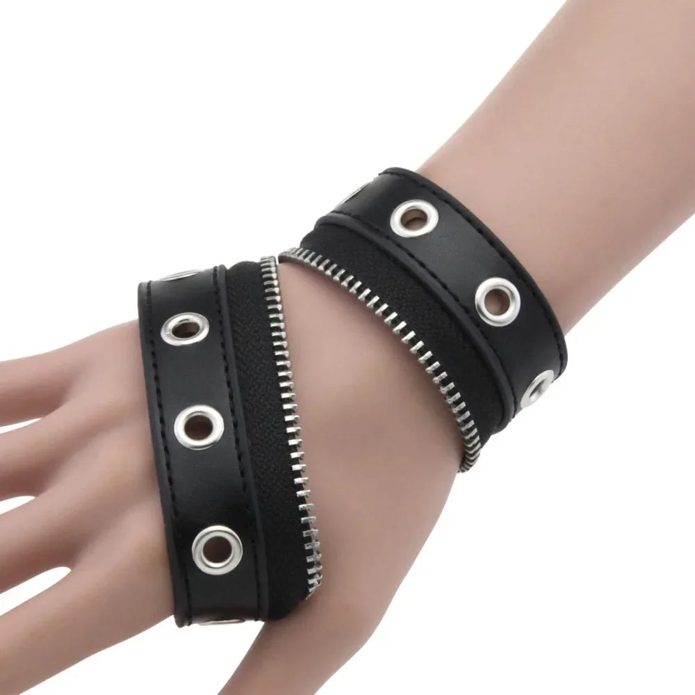 Gothic Leather Bracelet Zipper Punk Rivet Wrap Bracelets Button Wristband Men Women Fashion Accessories