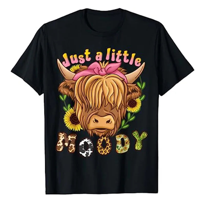 Highland Cow Scottish Highland Cow T-Shirt Cute Animal Lover Floral Print Graphic Tee Tops Women's Fashion Short Sleeve Blouses