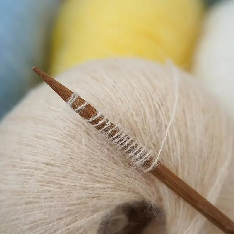 Silk and Alpaca Blend Yarn 200g 10 Balls Handmade Knitting Crochet Spring/Autumn Body-Fitting Sweater Lightweight Scarf Thread