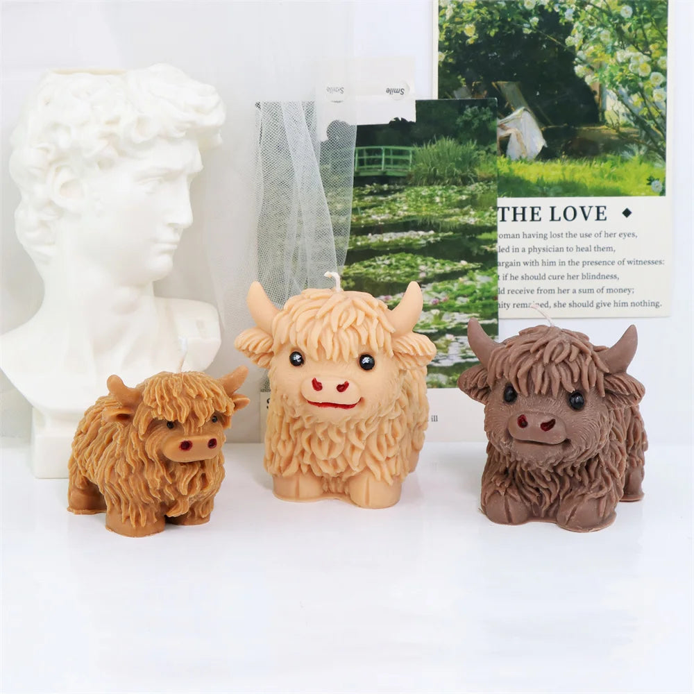 3D Highland Cow Silicone Mold Highland Yak Candle Mold Cute Animal Cattle Resin Concrete Cement Statue Art Mold Home Decor Tool