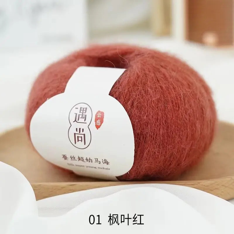 Silk and Alpaca Blend Yarn 200g 10 Balls Handmade Knitting Crochet Spring/Autumn Body-Fitting Sweater Lightweight Scarf Thread