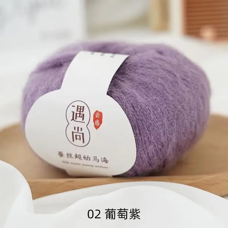 Silk and Alpaca Blend Yarn 200g 10 Balls Handmade Knitting Crochet Spring/Autumn Body-Fitting Sweater Lightweight Scarf Thread