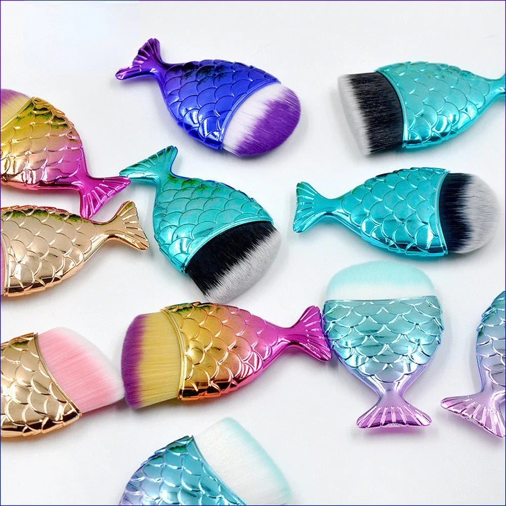 1pc Blush Brush Mermaid Shape Professional Face Makeup Brush Foundation Cosmetic Fish Brush Makeup Tool Kit Powder Nail Art Tool